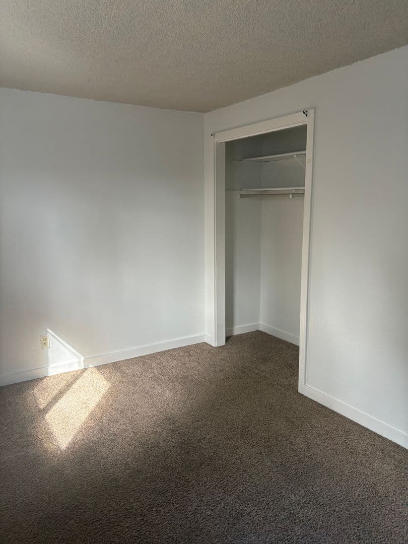 Nampa Apartment: 17th Ave North