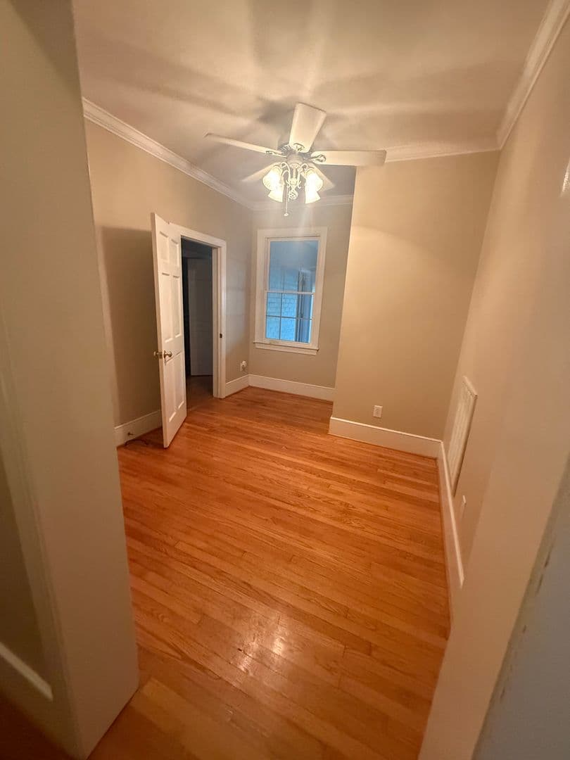 Florence House: 913  Mohawk Drive