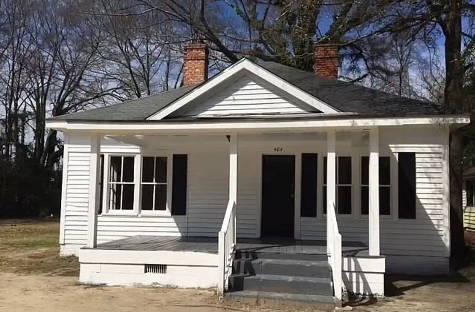 Hartsville House: 404 Bell Ave,