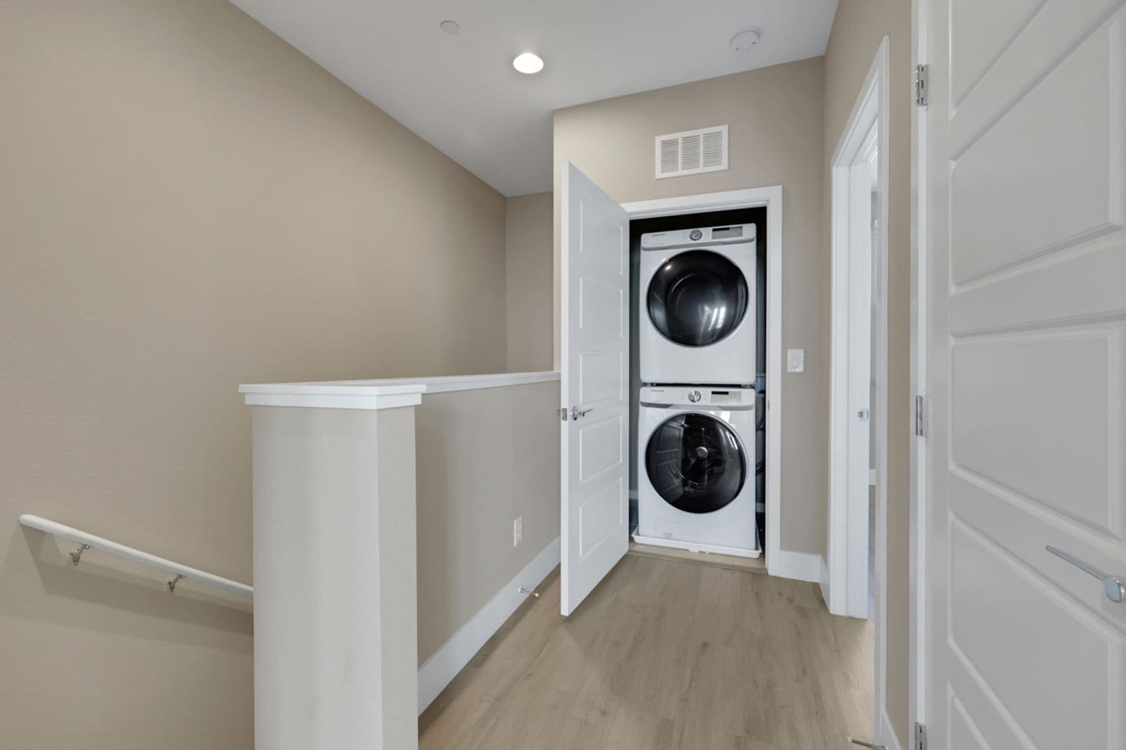 Las Vegas House: 11258 Essence Point #206