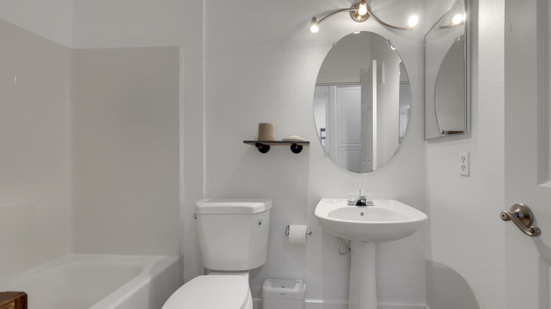 Las Vegas House: 721 Peachy Canyon #201