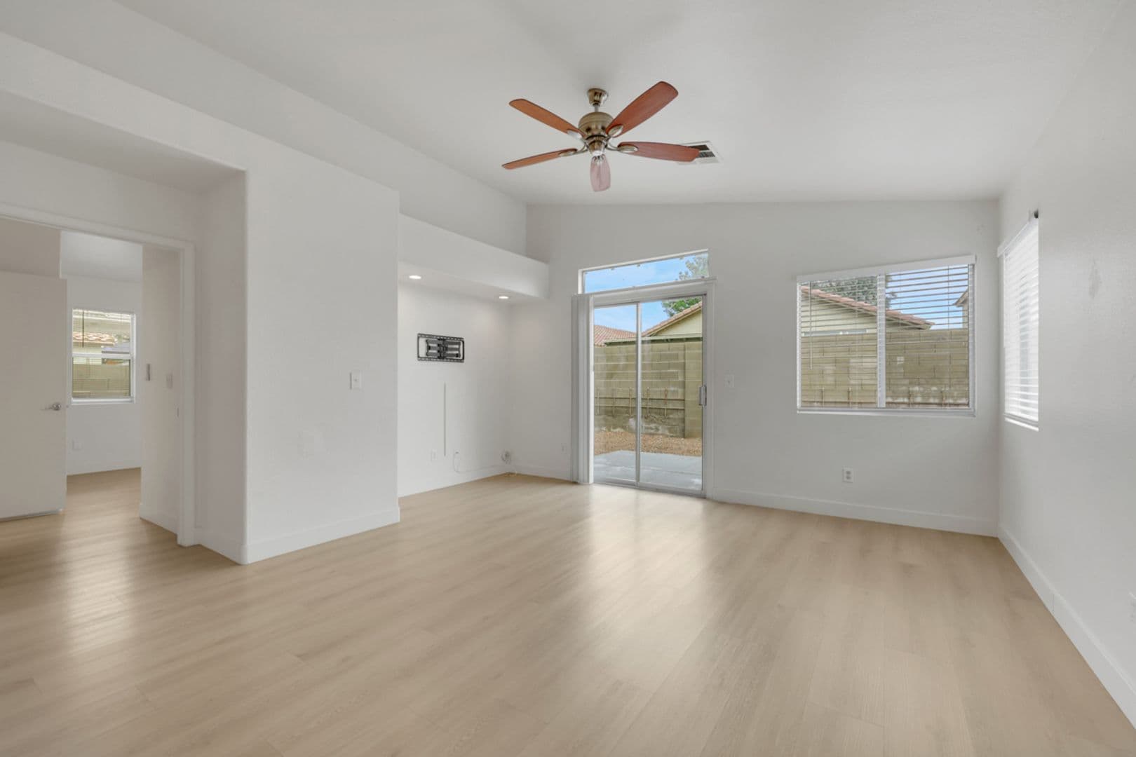Las Vegas House: 7254 Rock Castle