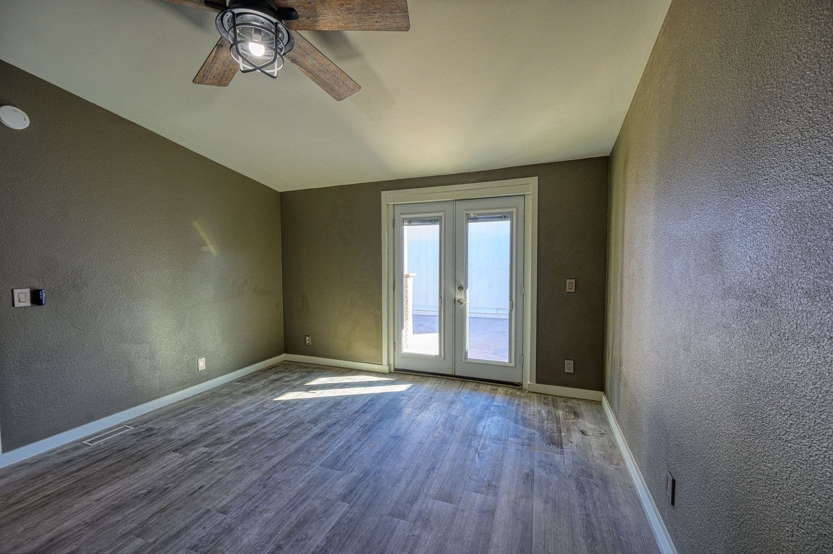 Las Vegas Townhome: 5581 Wheatfield Dr