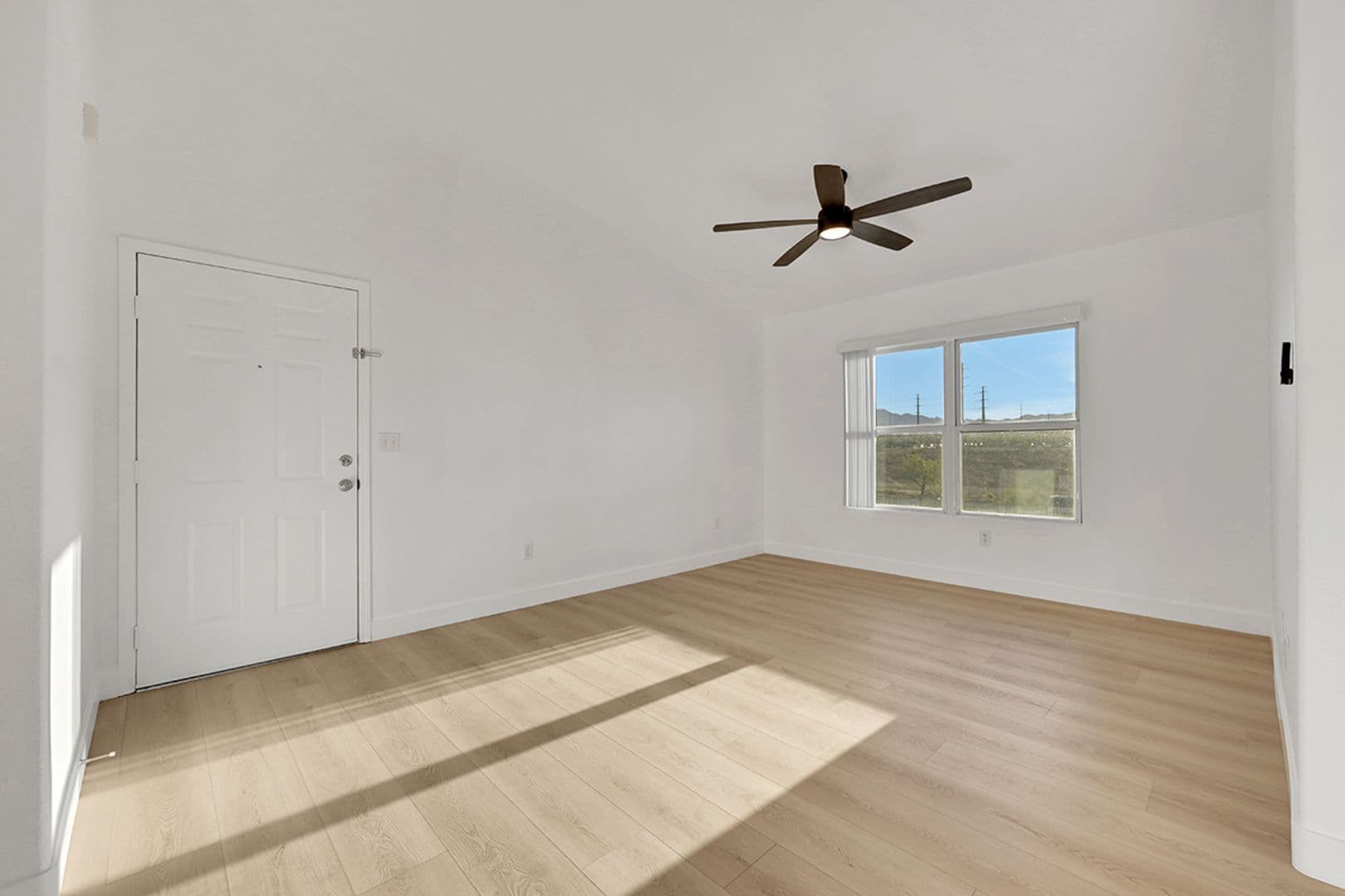 Las Vegas House: 6650 W Warm Springs Rd #2163