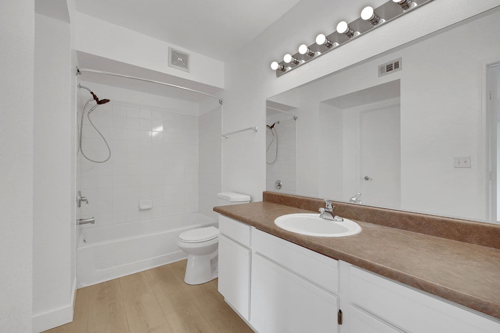 Las Vegas House: 6650 W Warm Springs Rd #2163