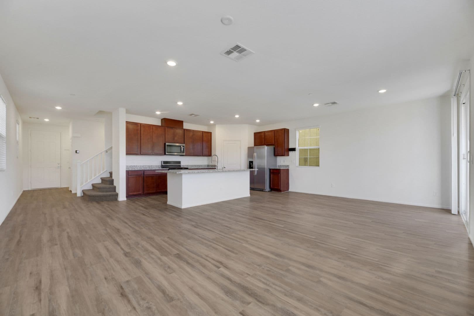 Henderson House: 2932 Aragon Terrace