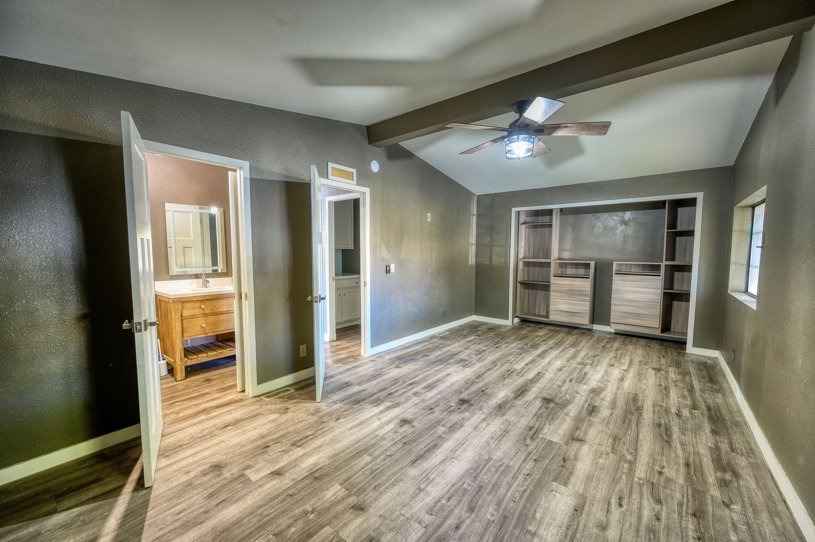 Las Vegas Townhome: 5581 Wheatfield Dr