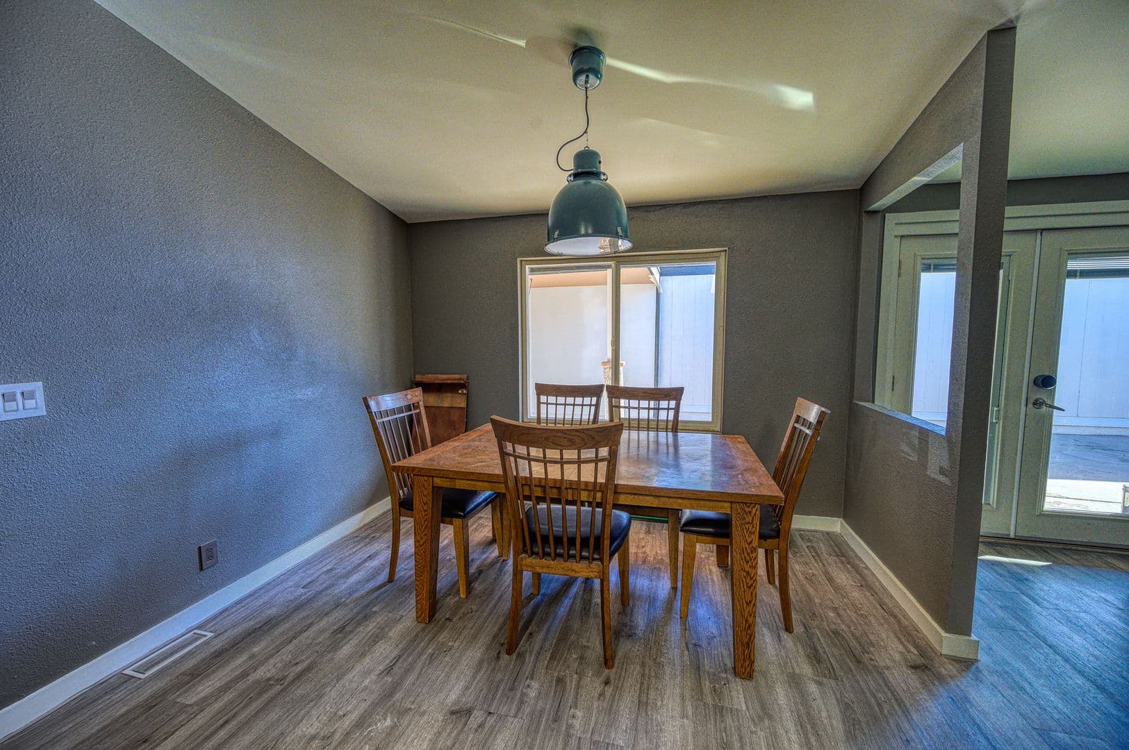 Las Vegas Townhome: 5581 Wheatfield Dr