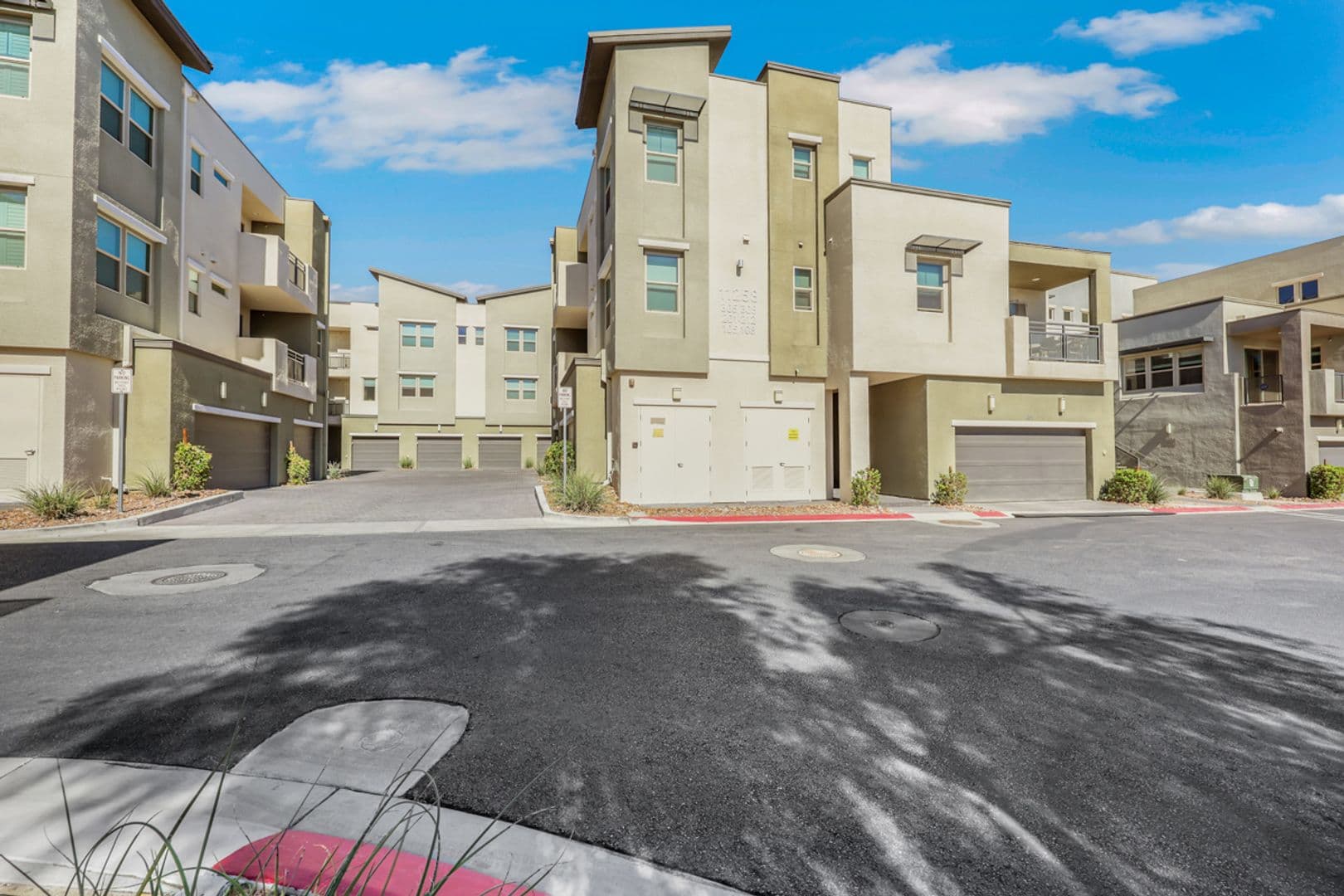 Las Vegas House: 11258 Essence Point #206