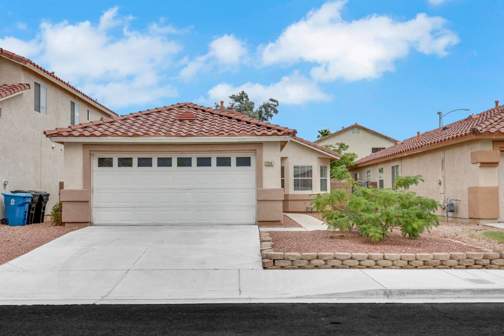 Las Vegas House: 7254 Rock Castle
