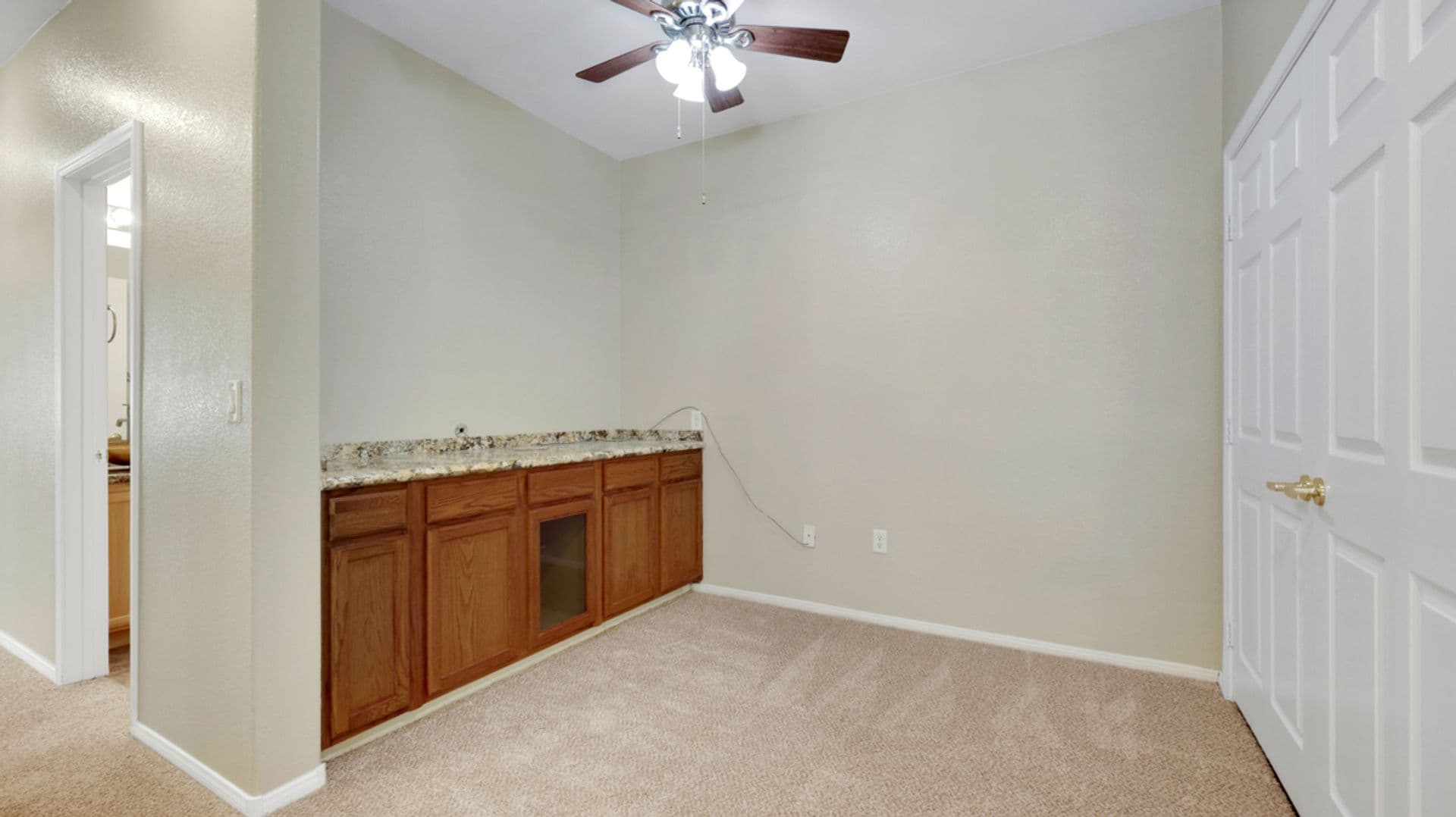 Las Vegas House: 3925 Palm Beach #201