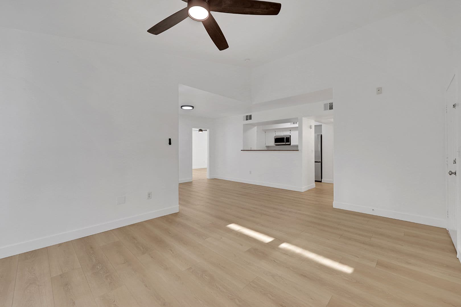 Las Vegas House: 6650 W Warm Springs Rd #2163