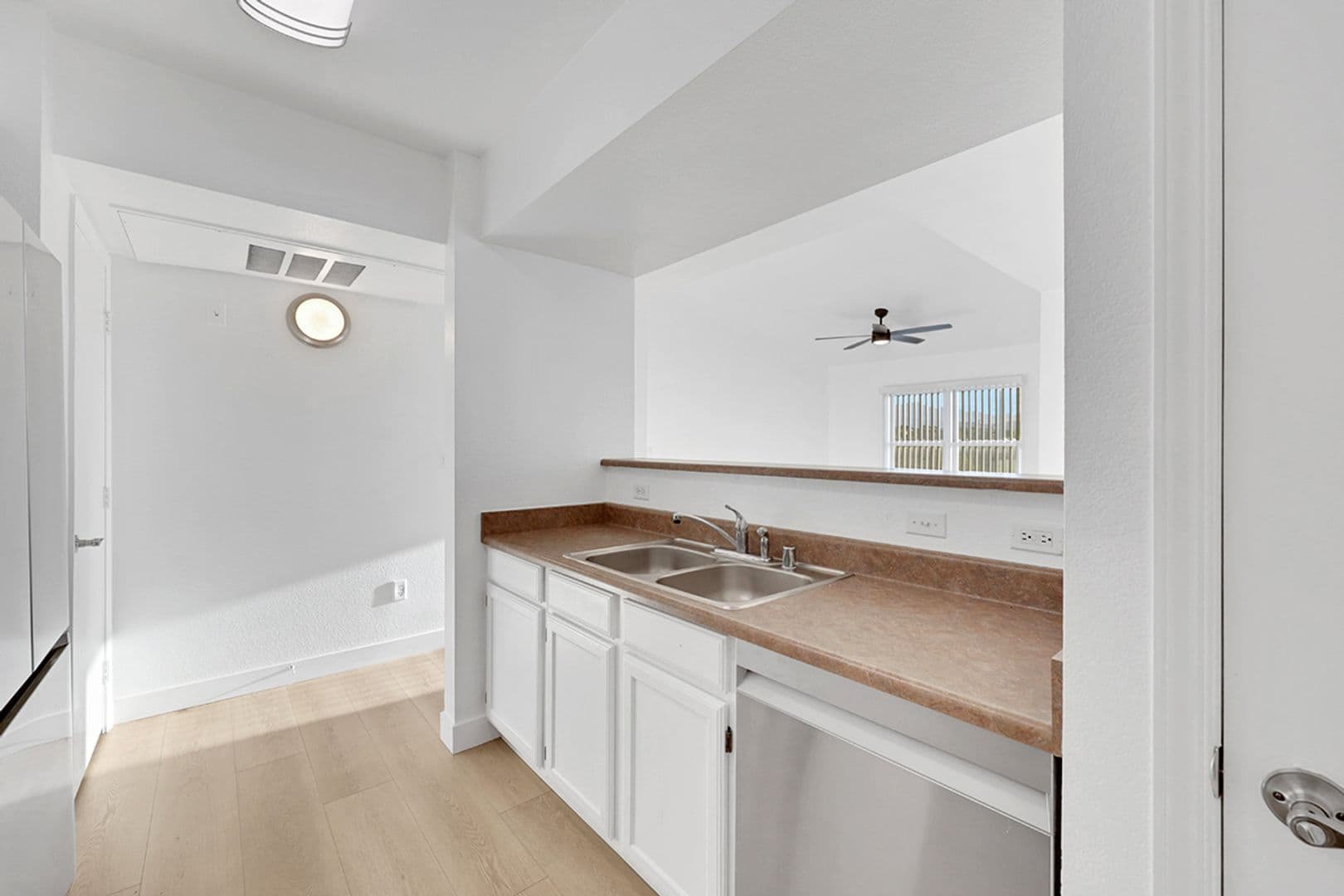 Las Vegas House: 6650 W Warm Springs Rd #2163