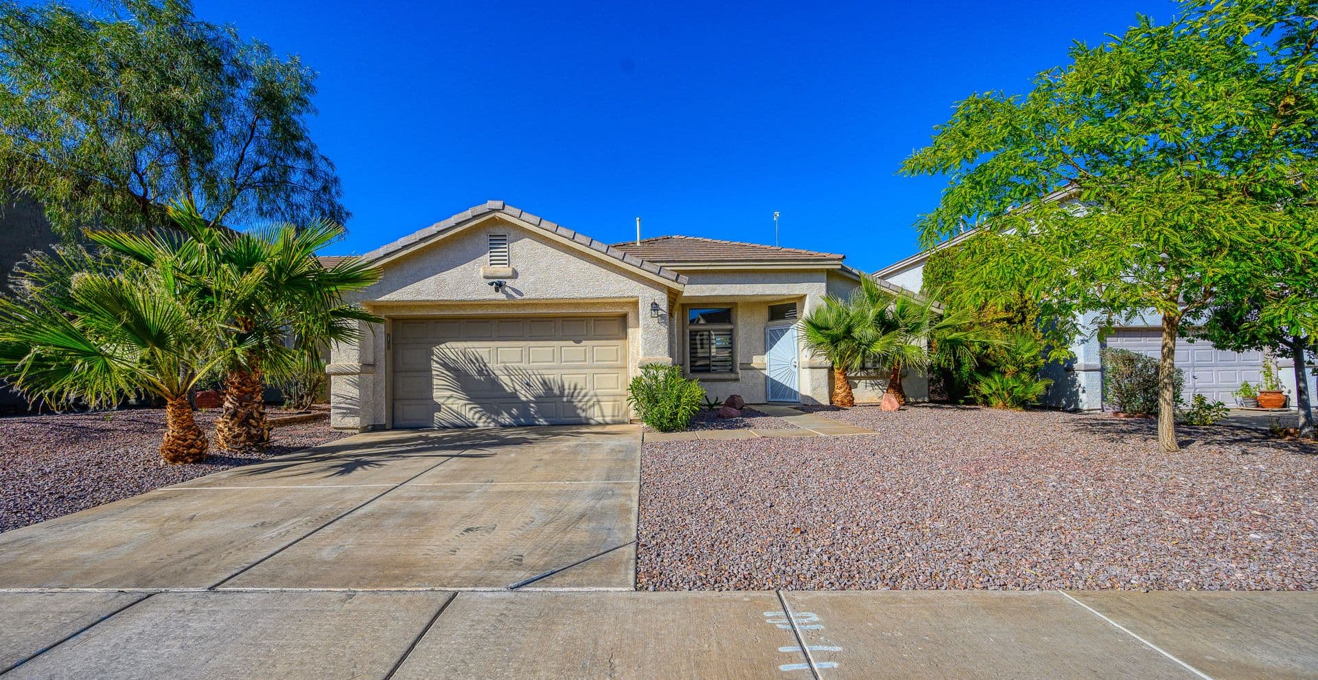 Henderson House: 1098 Blitzen Dr