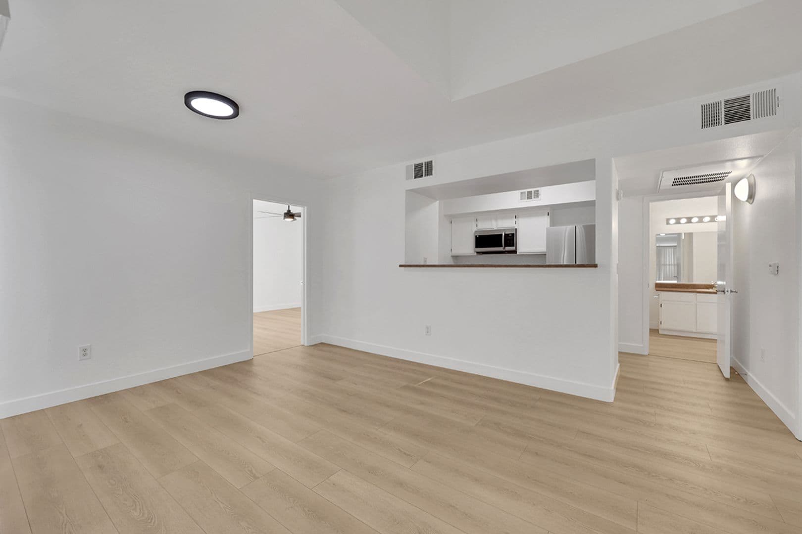 Las Vegas House: 6650 W Warm Springs Rd #2163