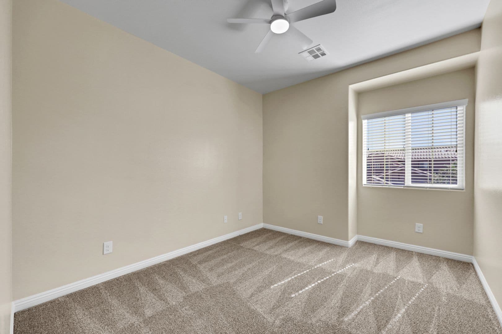 Las Vegas House: 9168 Sea Mink Ave