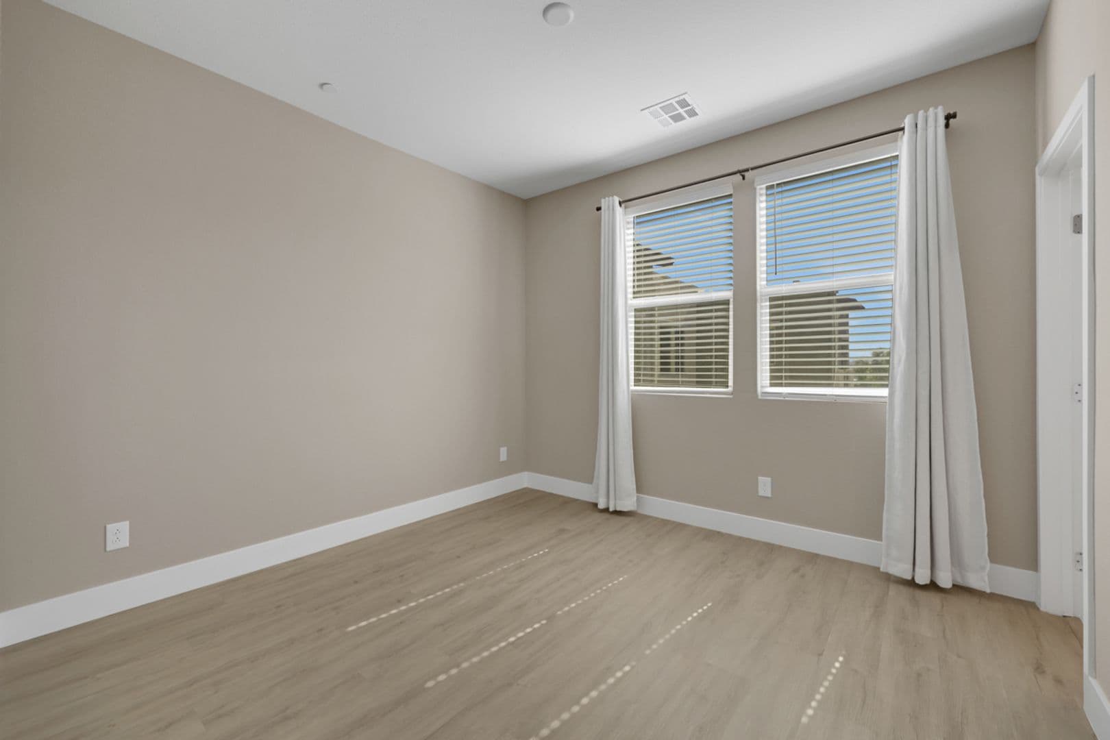 Las Vegas House: 11258 Essence Point #206