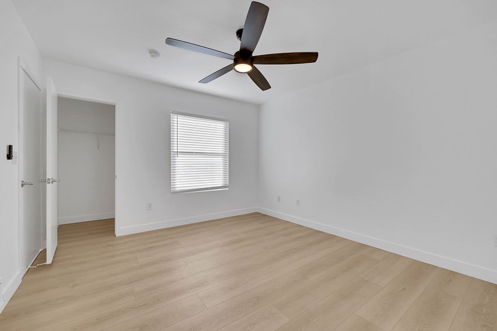 Las Vegas House: 6650 W Warm Springs Rd #2163