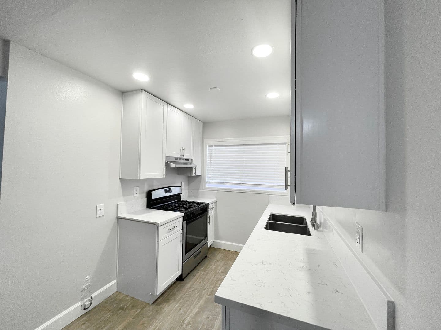 Brea Apartment: 111 S. Flower Ave.
