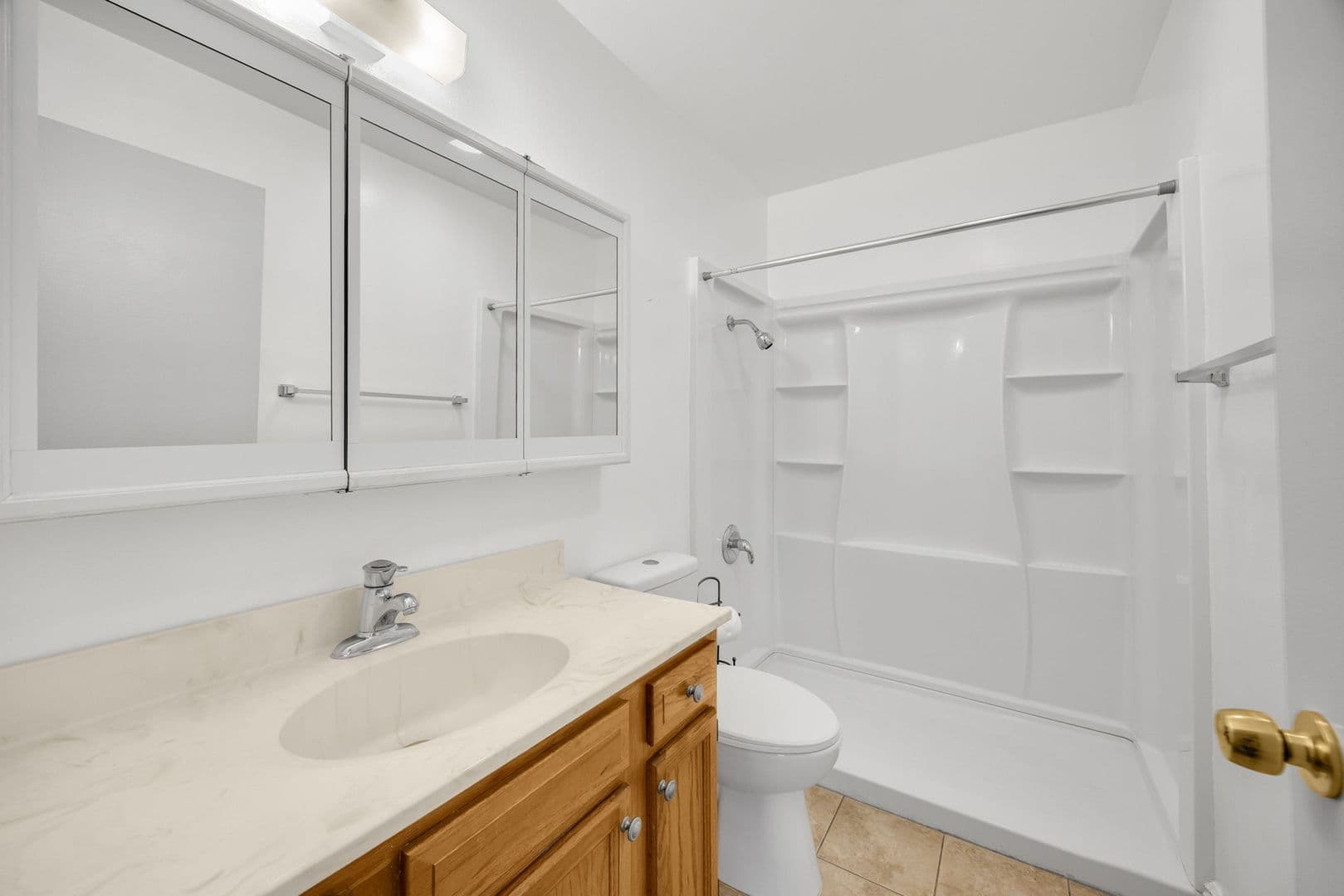 Placentia Condo: 212 S. Kraemer Blvd #2114