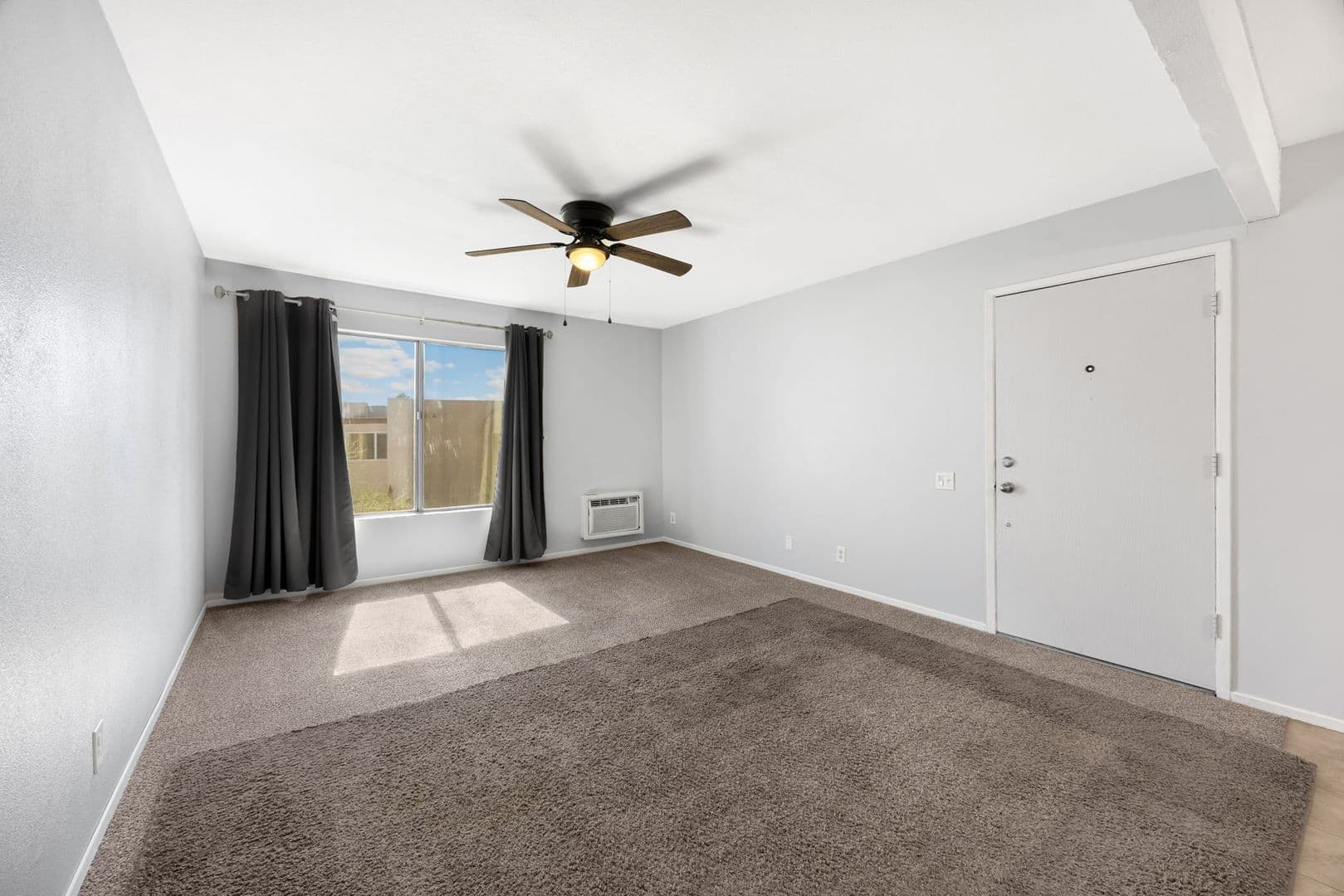 Placentia Condo: 212 S. Kraemer Blvd #2114