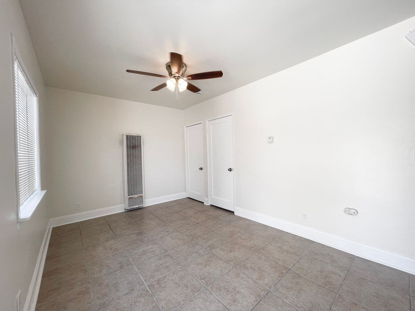 Chino Apartment: 9th St.