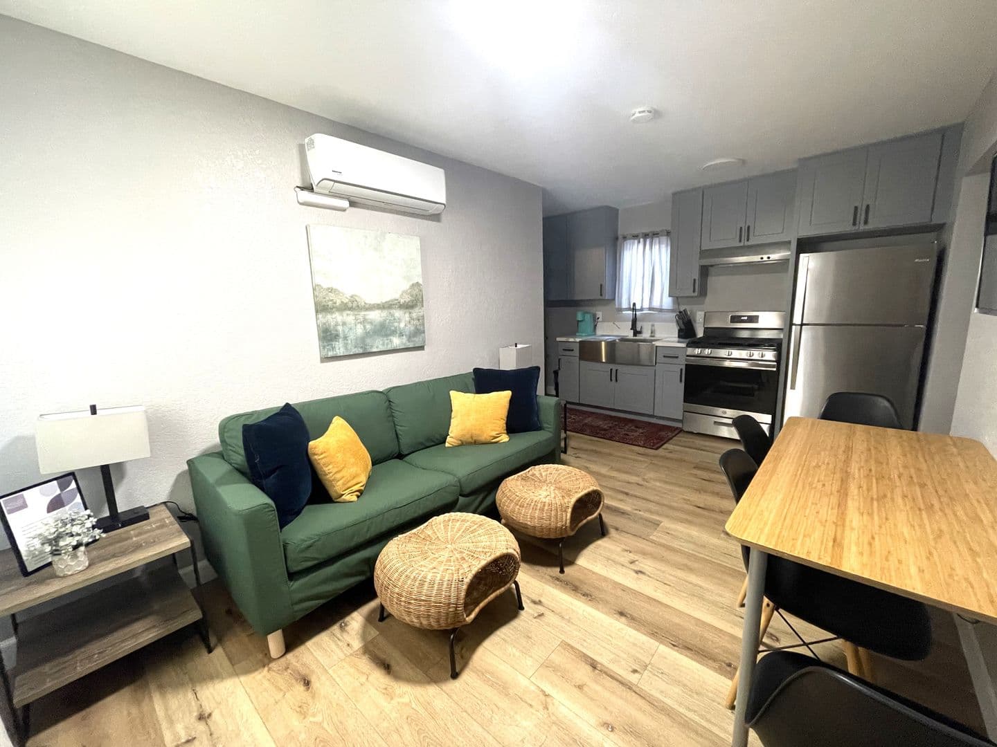 Montclair Apartment: 10190 Bel Air Ave.