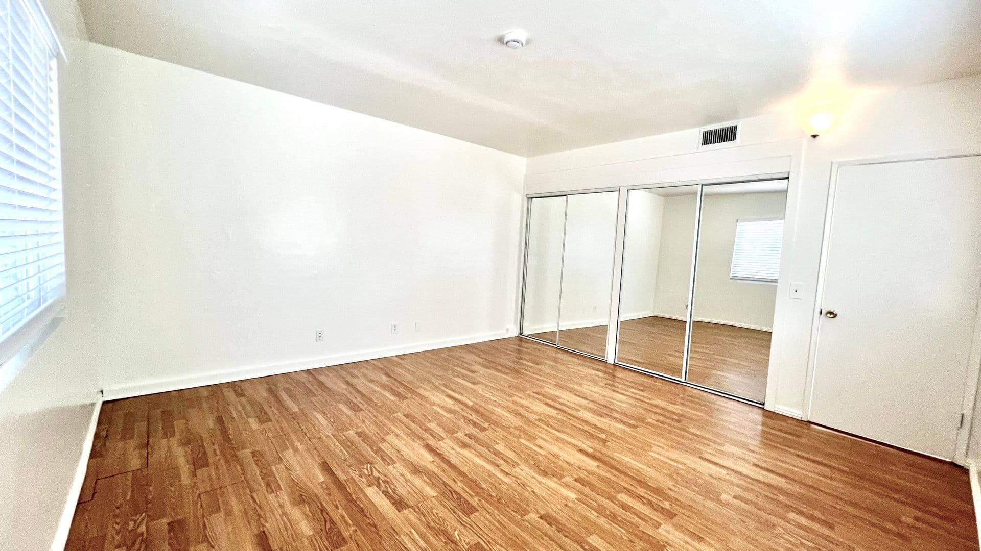 Claremont Apartment: 631 N Harvard Ave.