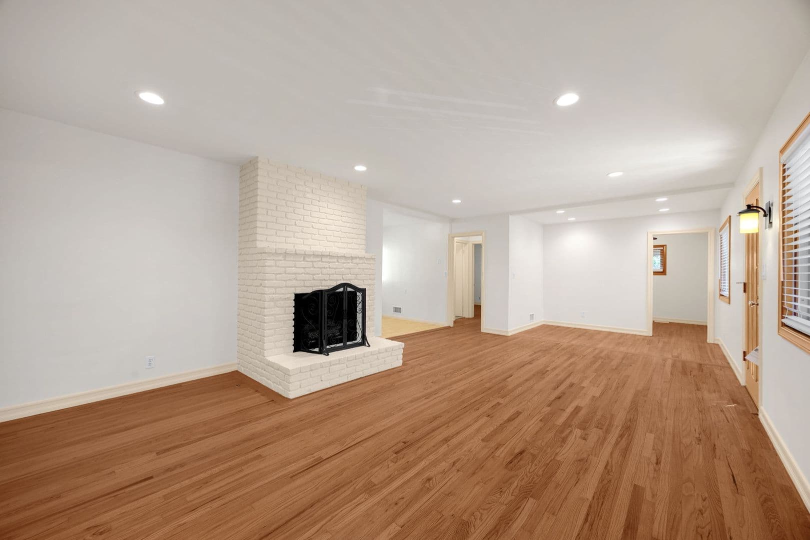 Fullerton House: 828 N. Lois Ln.
