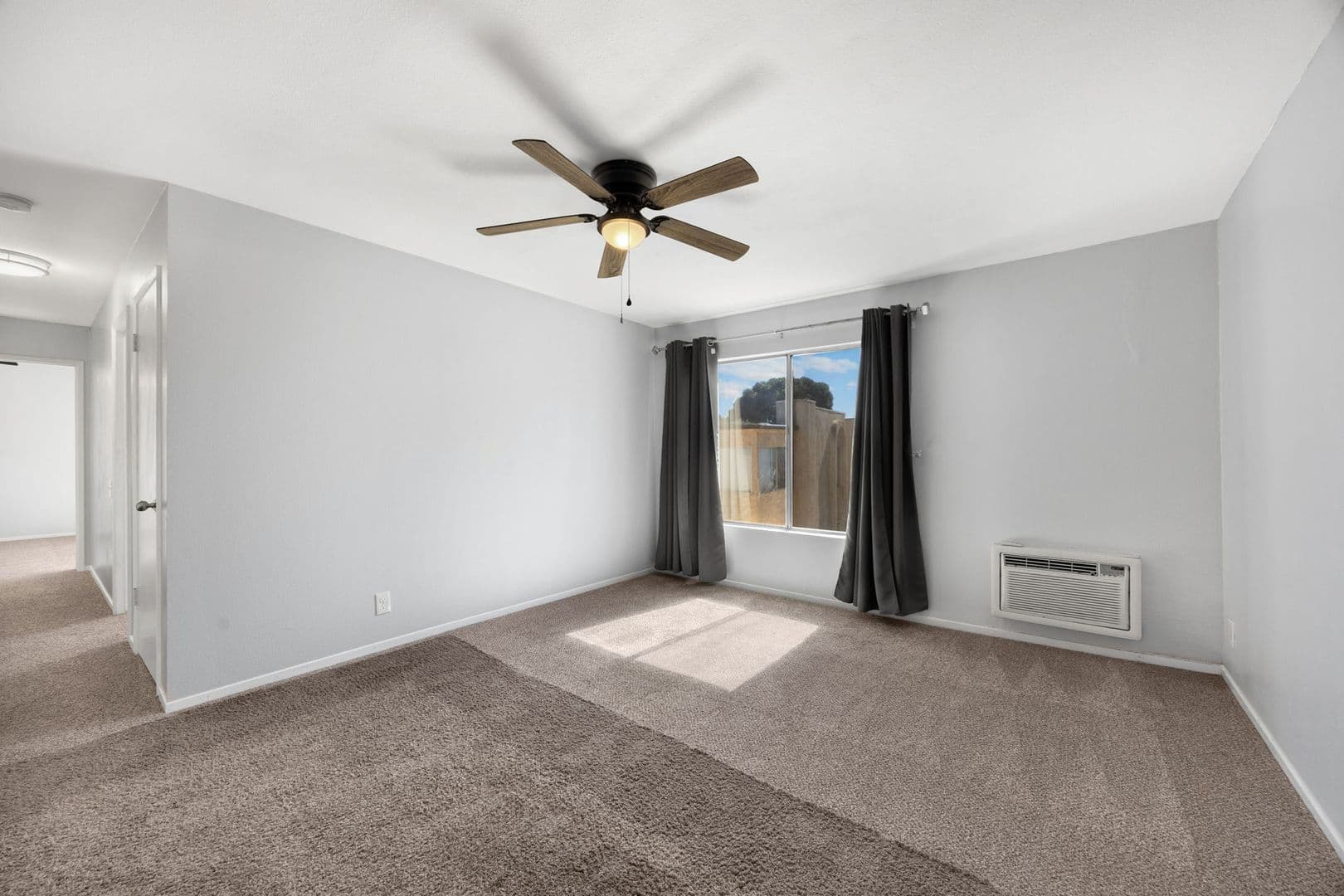 Placentia Condo: 212 S. Kraemer Blvd #2114