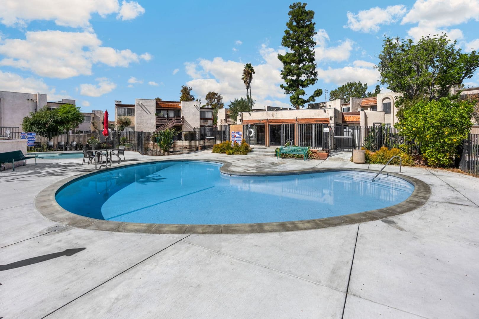 Placentia Condo: 212 S. Kraemer Blvd #2114