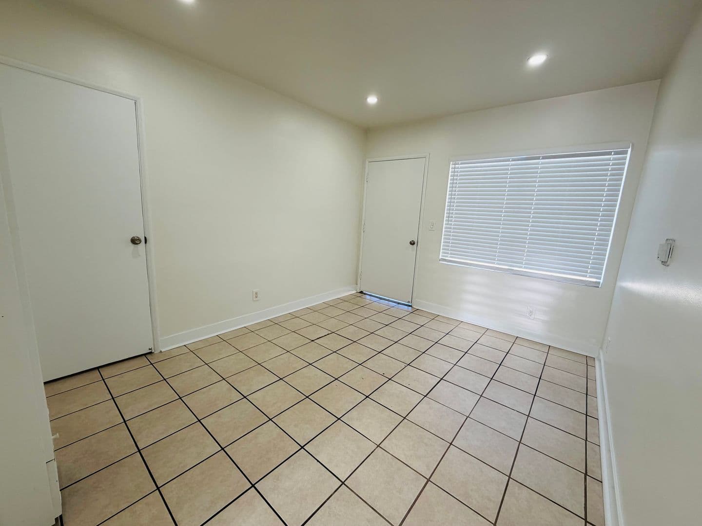 Montebello Apartment: 1233 Spruce St.