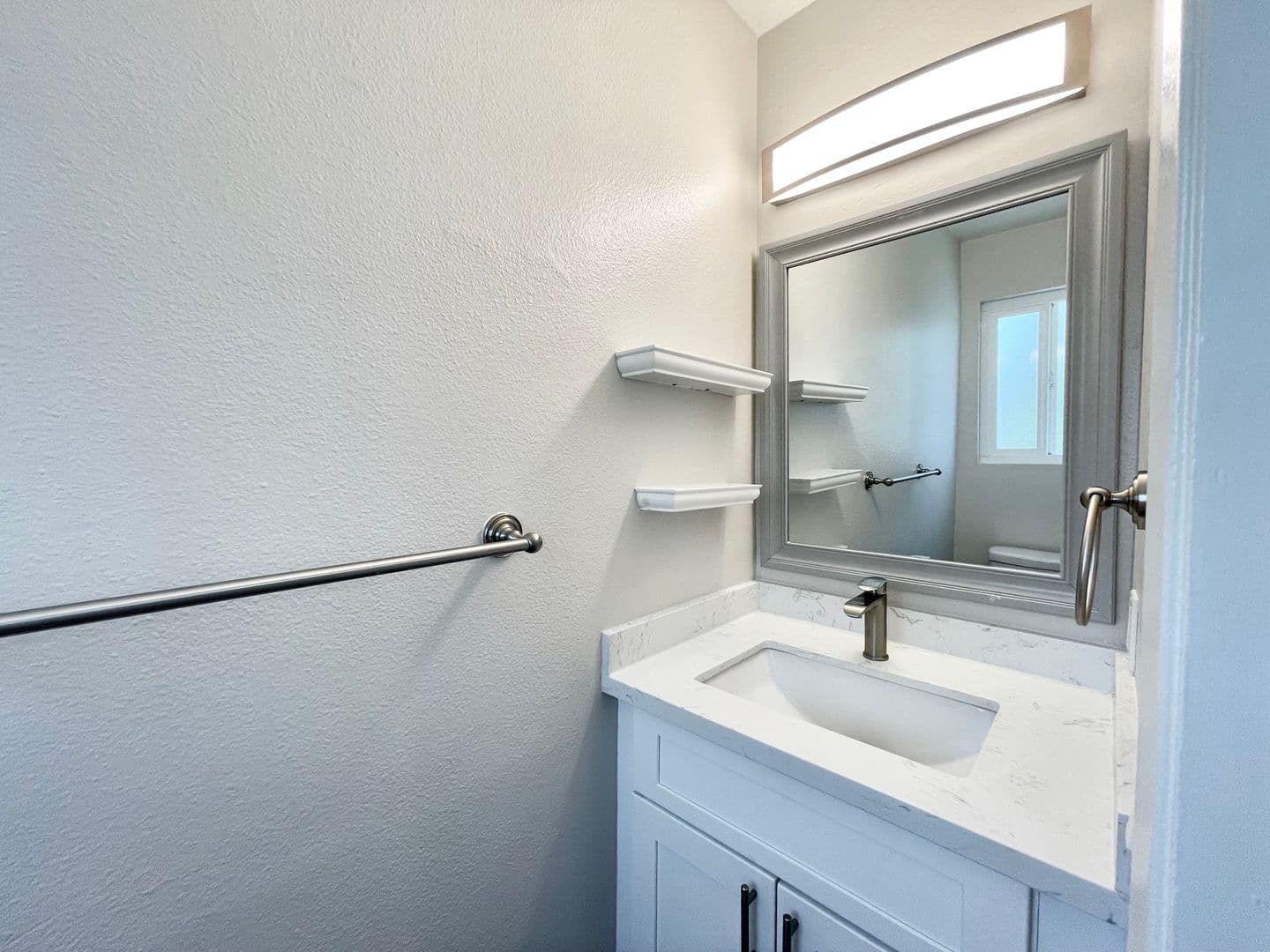Brea Apartment: 111 S. Flower Ave.