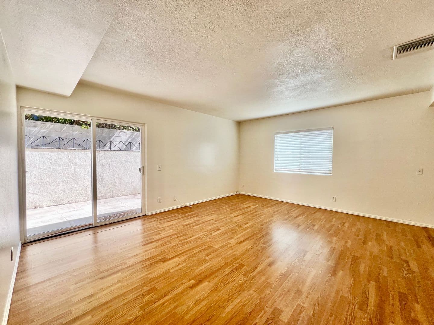 Claremont Apartment: 631 N Harvard Ave.