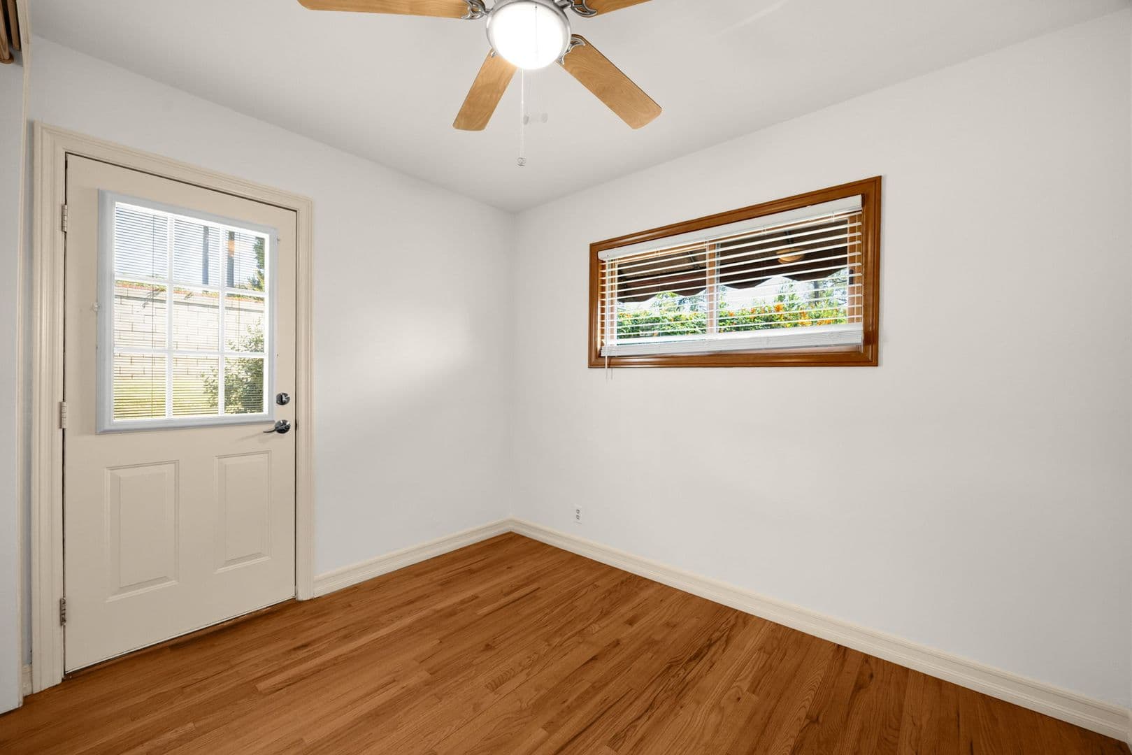 Fullerton House: 828 N. Lois Ln.