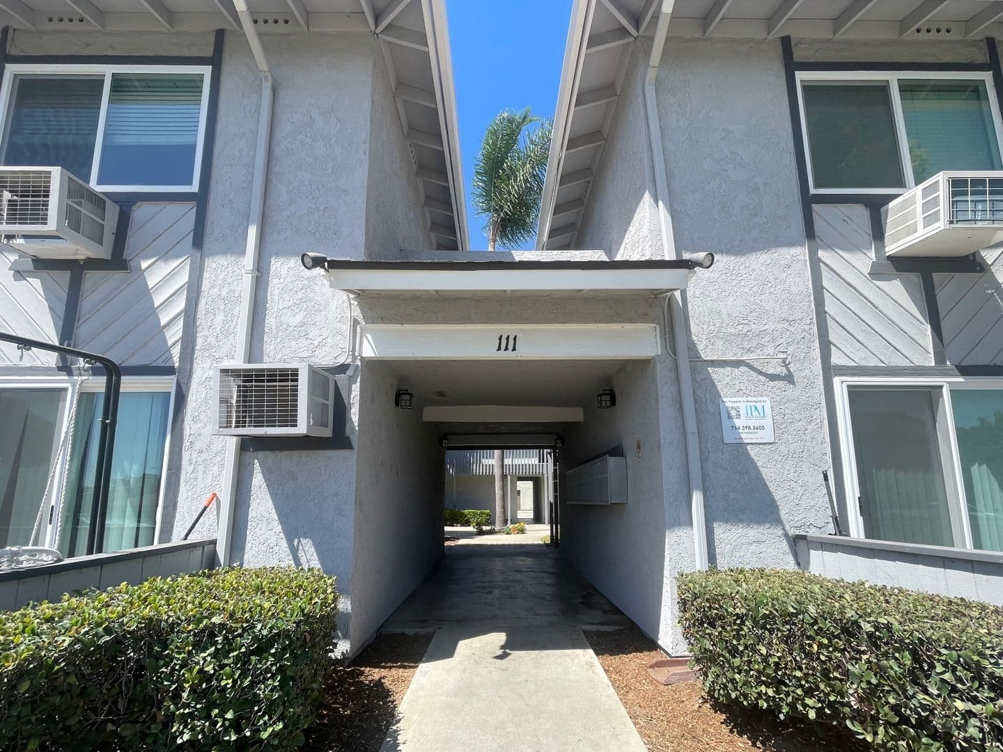 Brea Apartment: 111 S. Flower Ave.