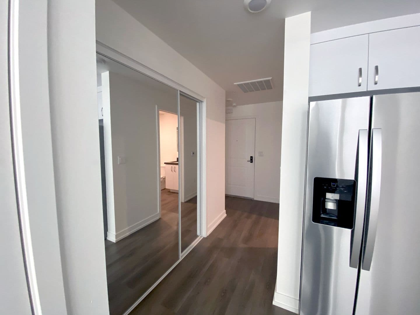 Valencia Apartment: 26701 McBean Parkway