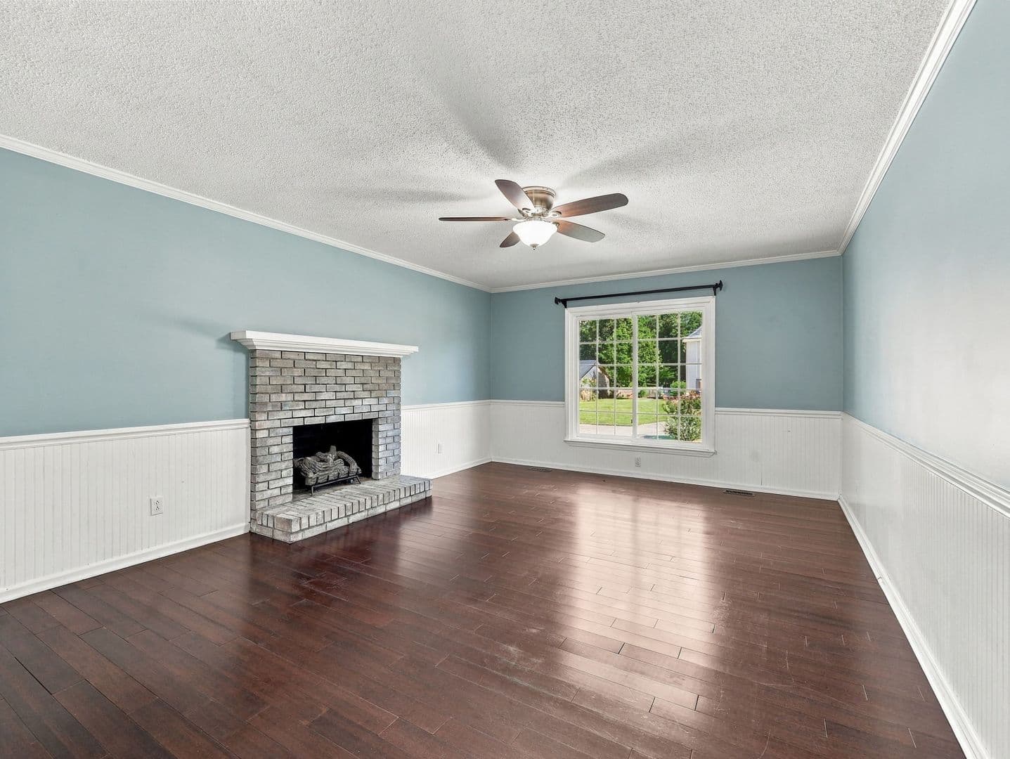 Jacksonville House: 123 Robinhood Drive