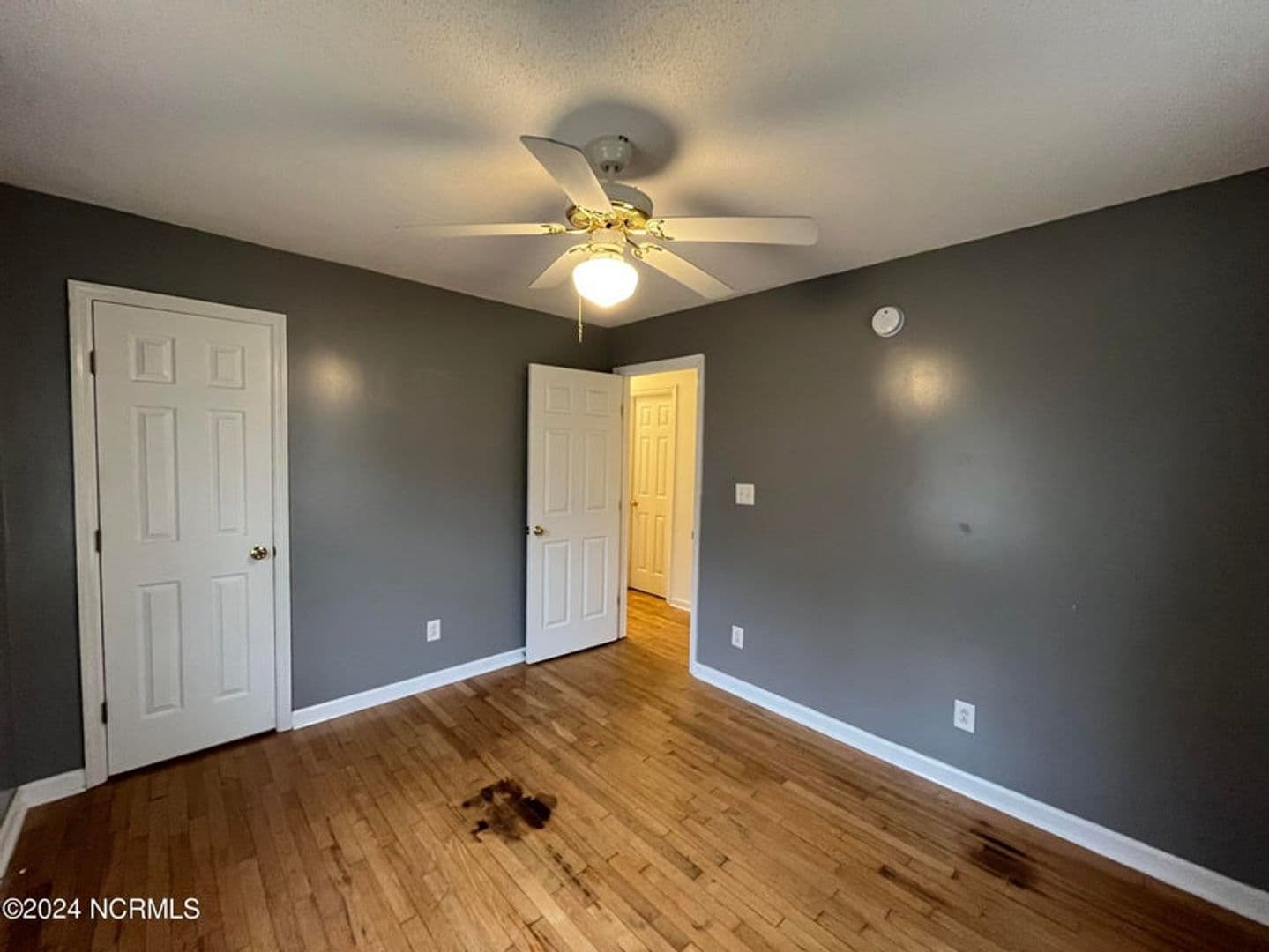 Jacksonville House: 306 Cole Drive