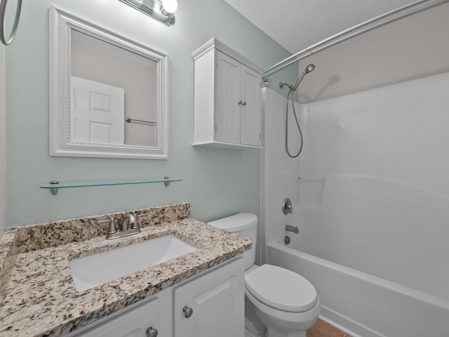 Swansboro House: 305 Appaloosa Court