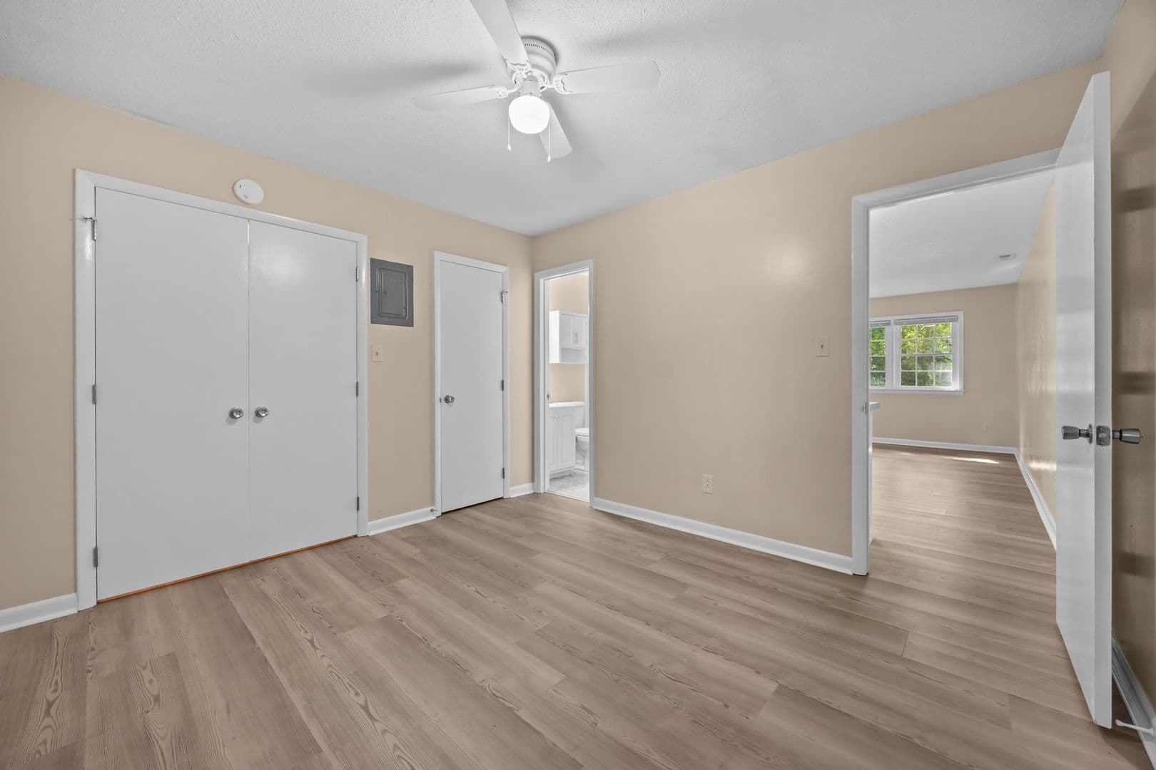 Jacksonville Apartment: 1190 Gould Road
