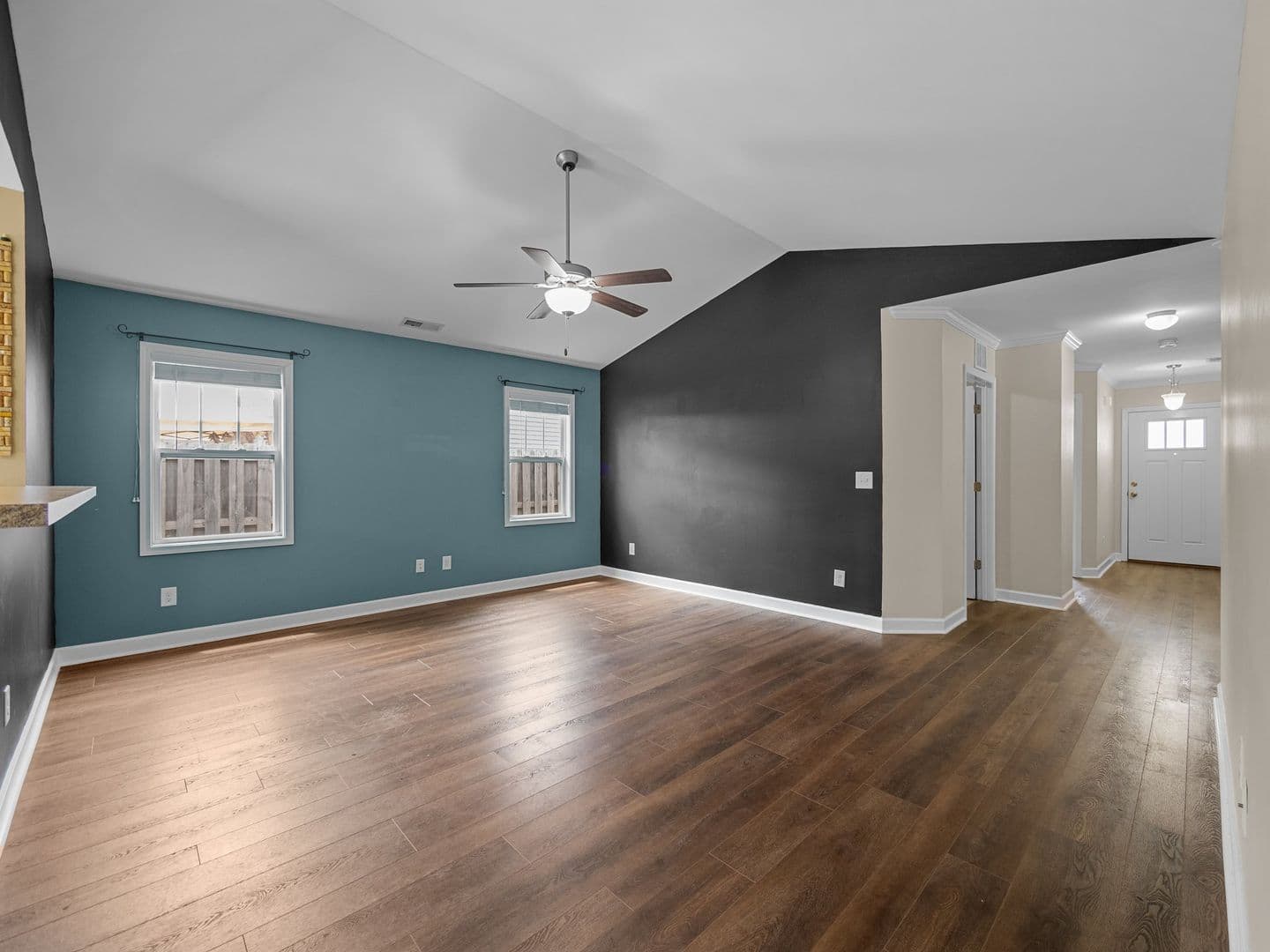 Holly Ridge House: 420 Salvo Court