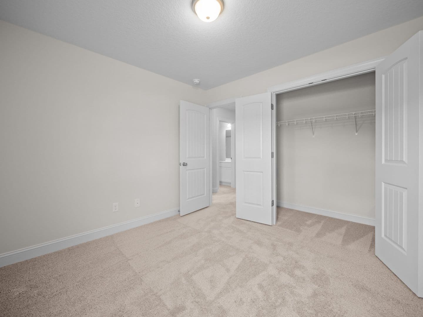 Jacksonville Townhome: 247 Verrazzano Lane