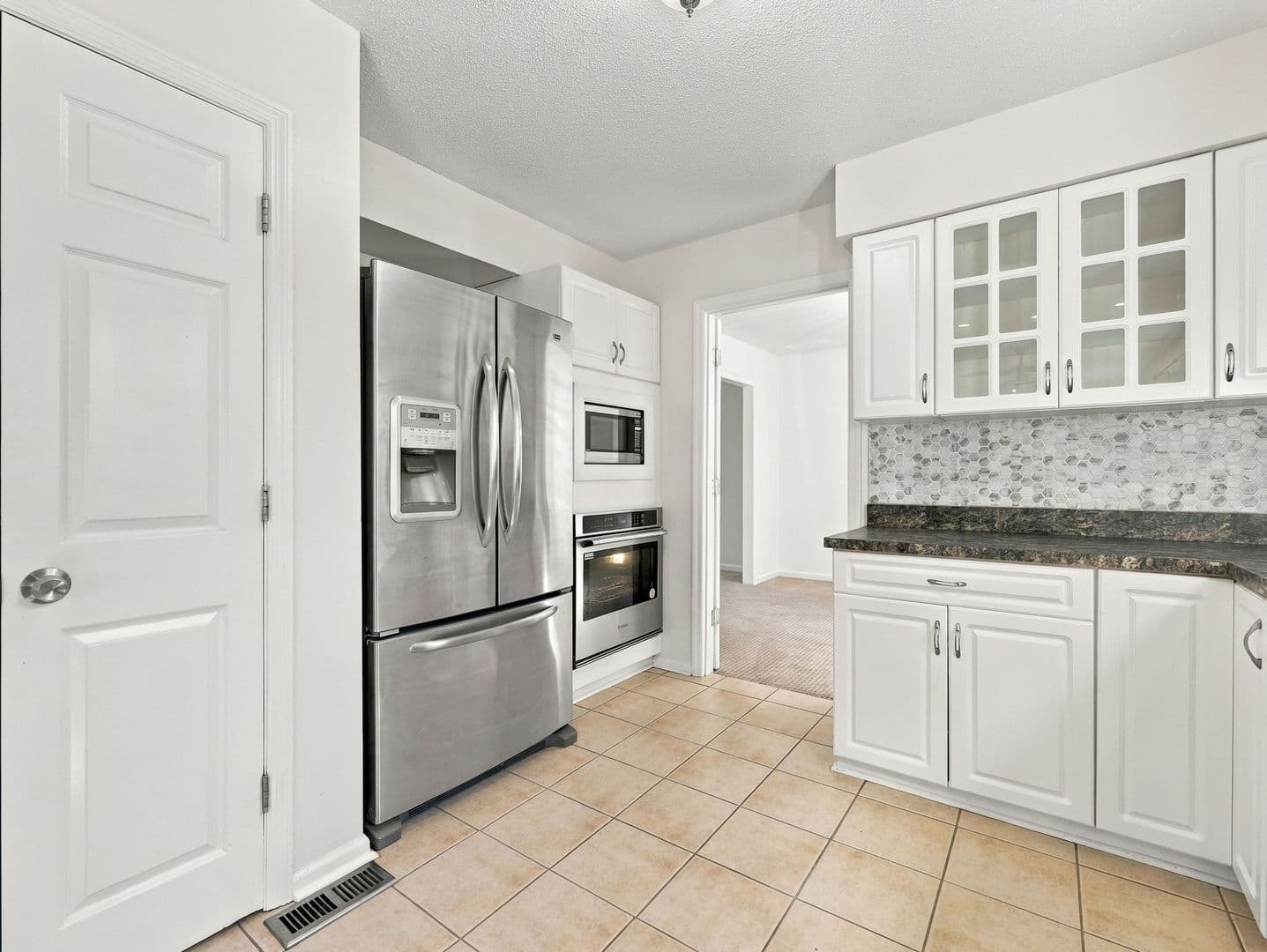 Jacksonville House: 123 Robinhood Drive