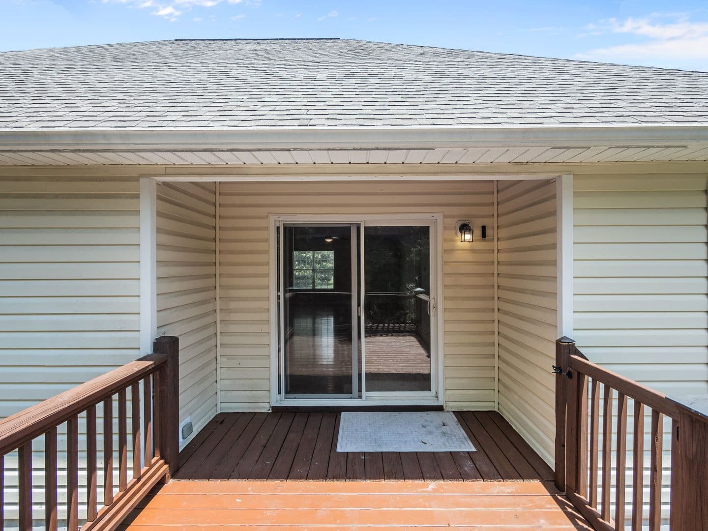 Swansboro House: 305 Appaloosa Court