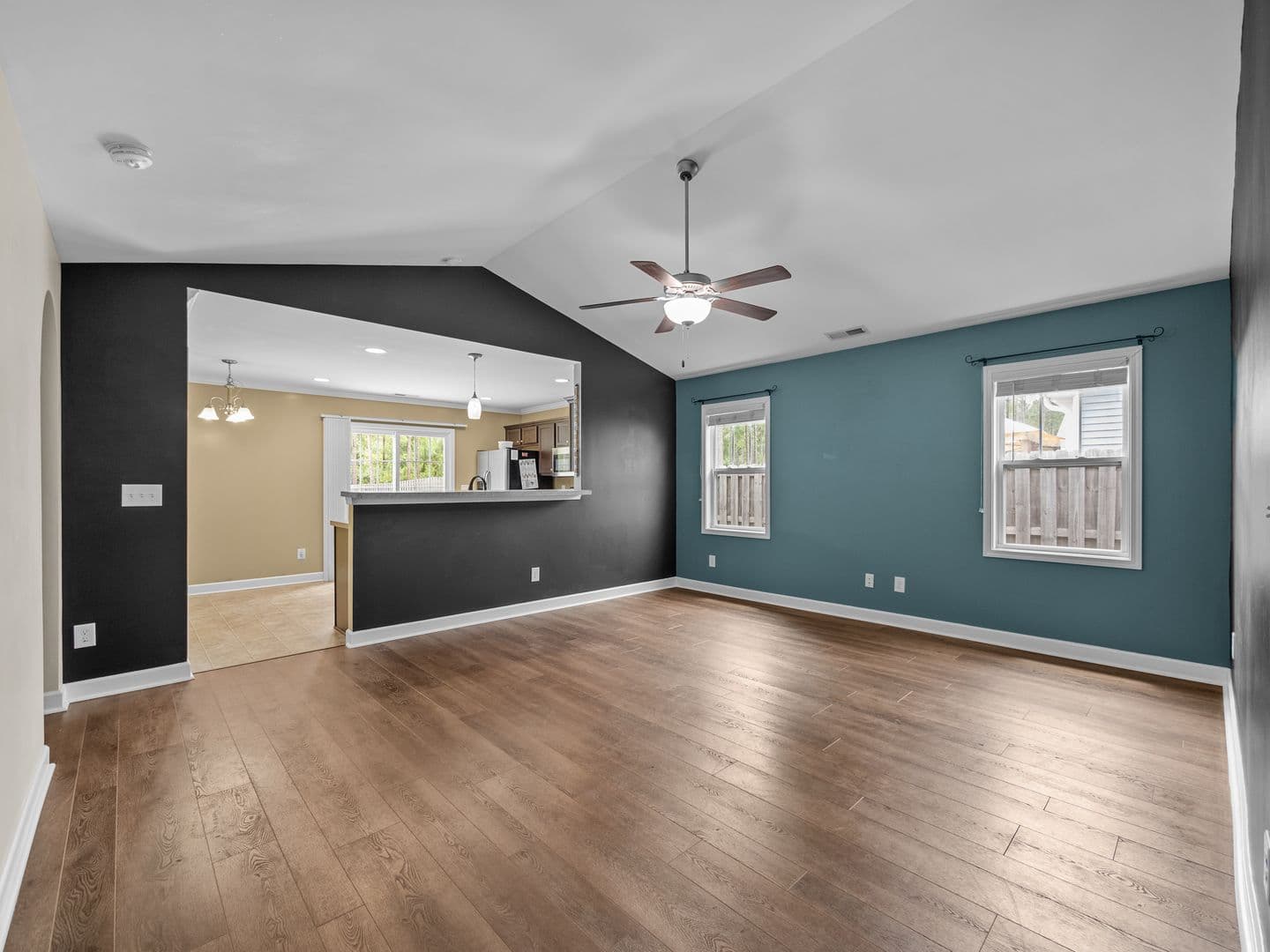 Holly Ridge House: 420 Salvo Court