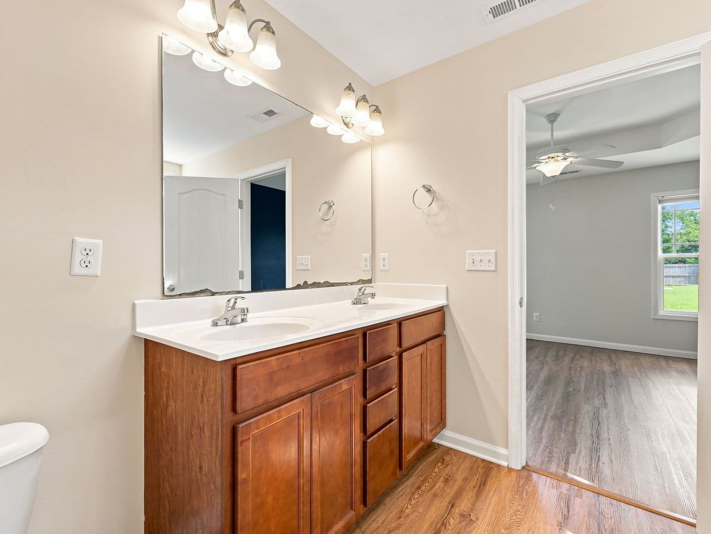 Richlands House: 102 Gobblers Way