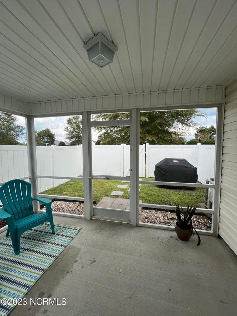 Jacksonville House: 201 Glen Cannon Drive