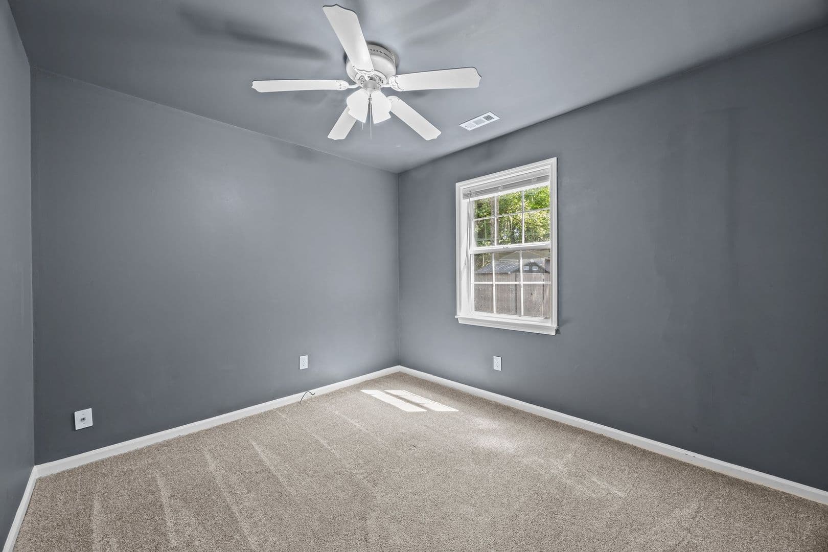 Jacksonville House: 614 S Hampton Drive