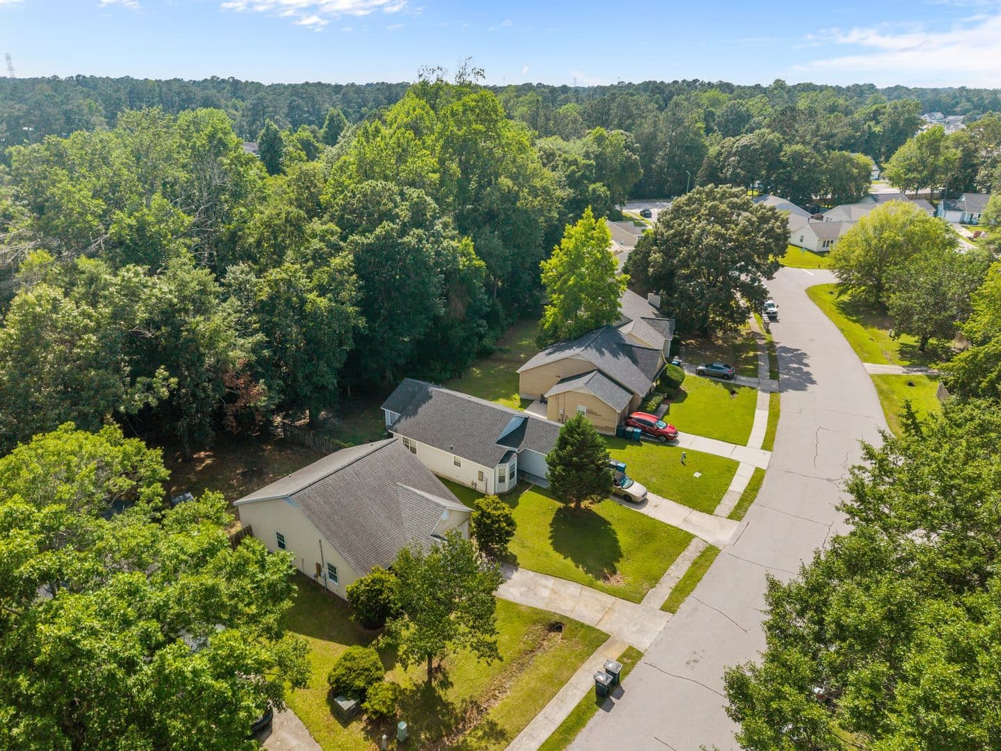 Jacksonville House: 614 S Hampton Drive